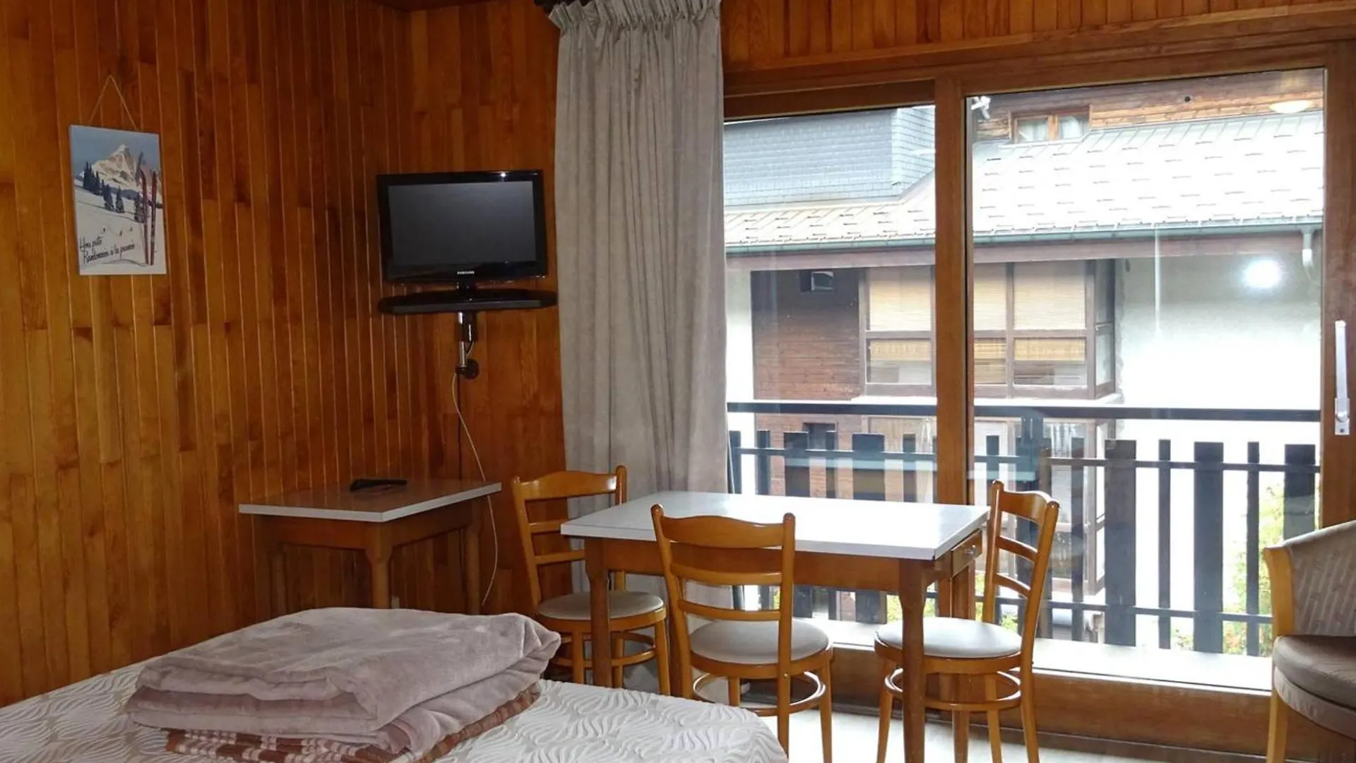 Studio Au Coeur Des Gets - 2 Pers - Wifi, Draps Et Serviettes Inclus, Pres Des Commerces - Fr-1-802-43 Les Gets